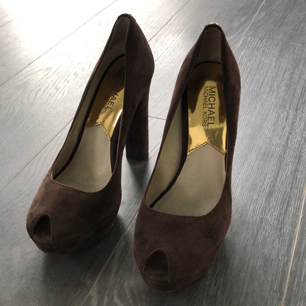 Michael Kors Suede Peep Toe Pumps in Brown